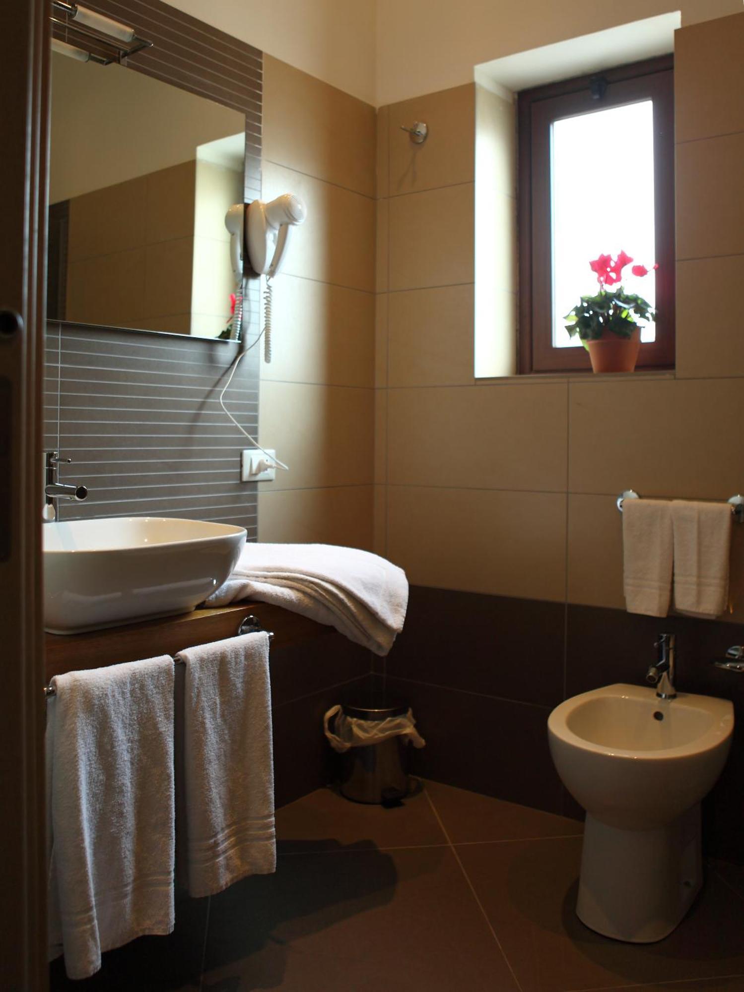 Palazzo Dei Corsari Aparthotel Trapani Ngoại thất bức ảnh