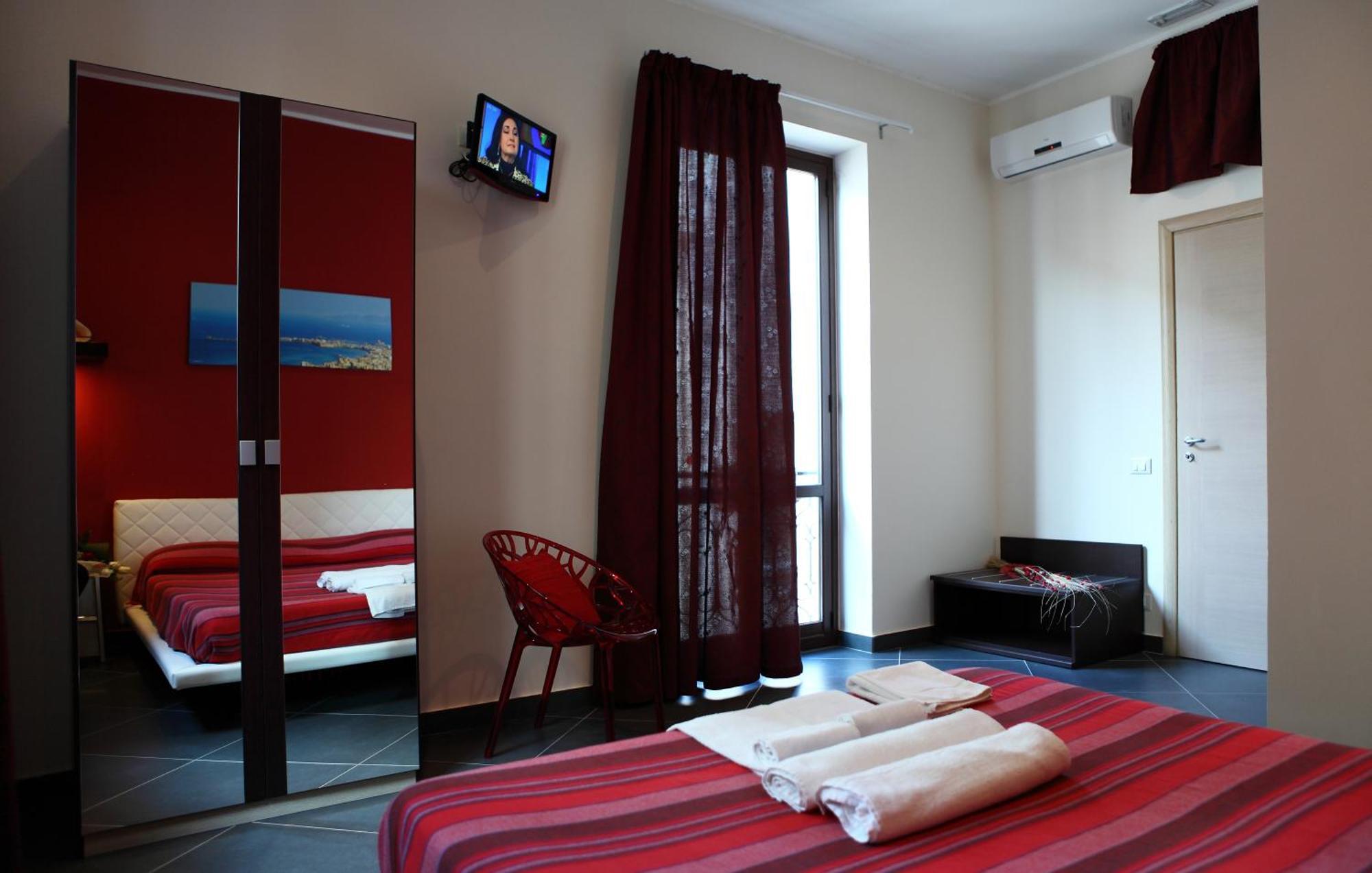 Palazzo Dei Corsari Aparthotel Trapani Ngoại thất bức ảnh