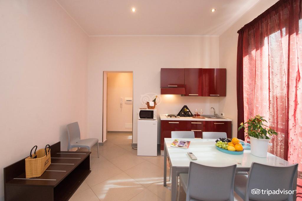 Palazzo Dei Corsari Aparthotel Trapani Ngoại thất bức ảnh