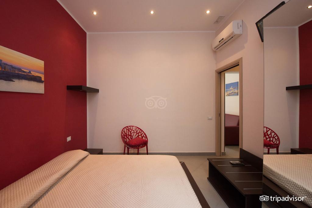 Palazzo Dei Corsari Aparthotel Trapani Ngoại thất bức ảnh